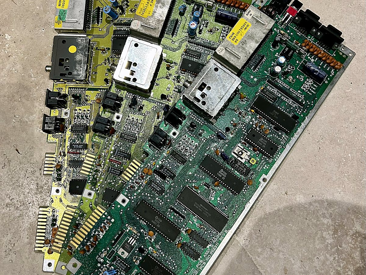 Three dead C64 boards, all brought back to life